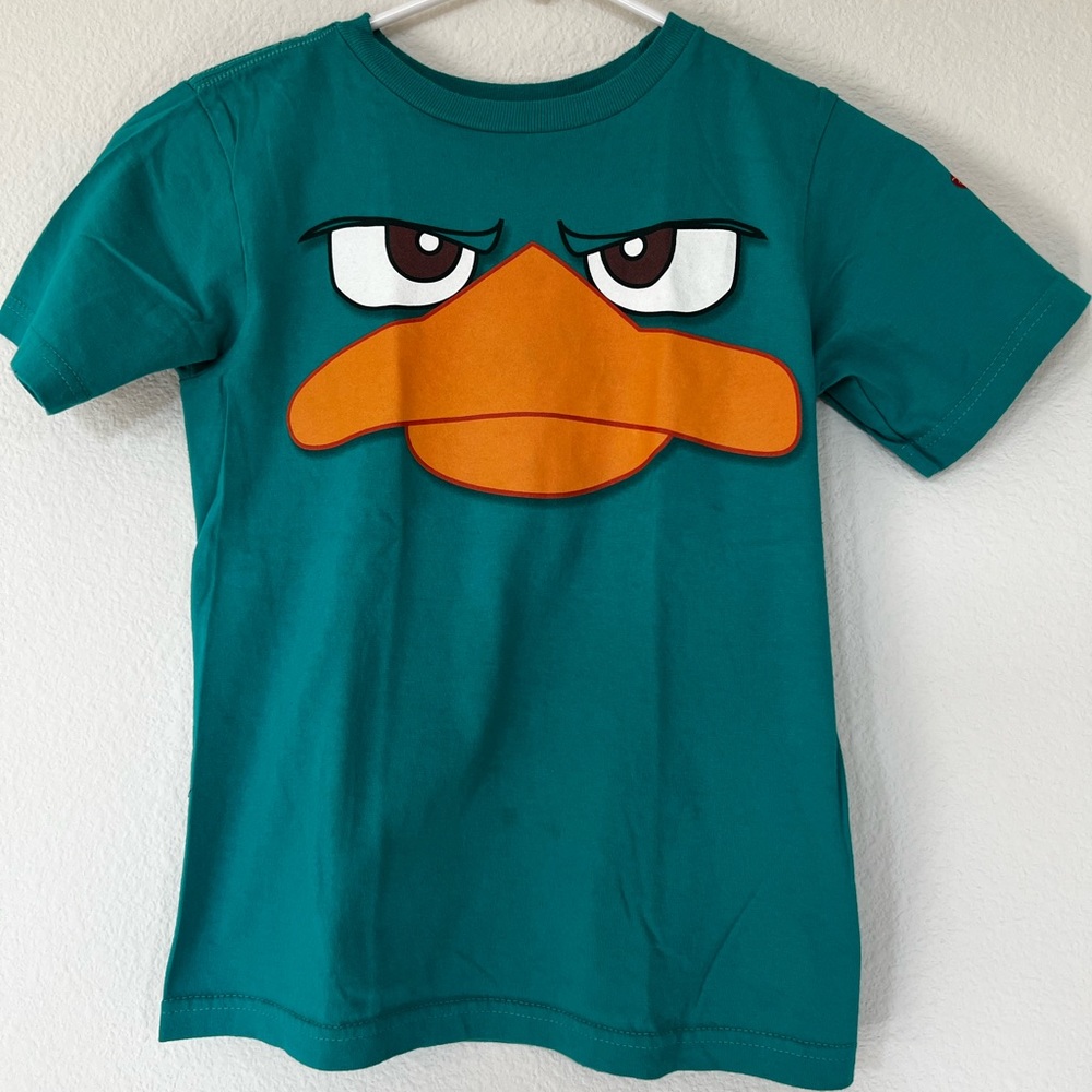 Disney shirt small